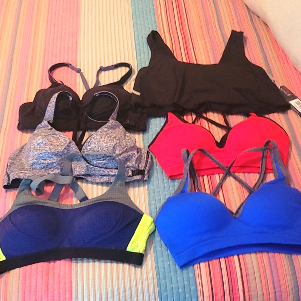 Victoria's Secret Excellent 36 B Sports Bra Lot plus bonus NWT Capezio